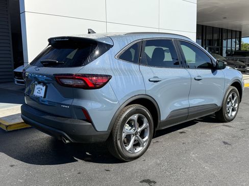 New 2026 Ford Escape ST-Line w/ Tech Pack #1 AWD/4WD image 4