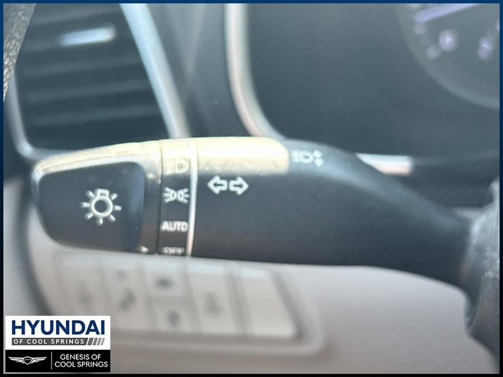 Used 2020 Hyundai Tucson Value AWD/4WD image 30
