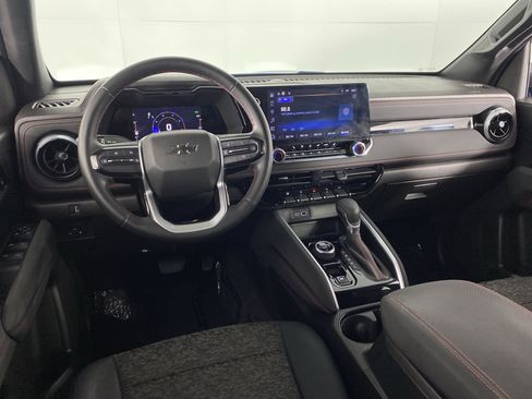 Used 2023 Chevrolet Colorado Z71 w/ Z71 Convenience Package 2 image 36