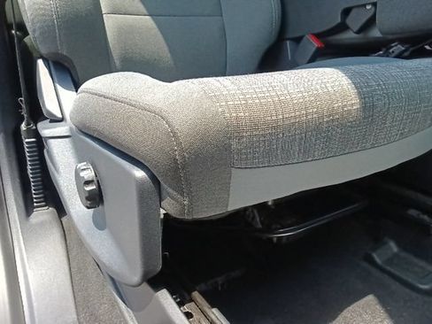 Used 2023 Ford F150 XLT AWD/4WD image 31