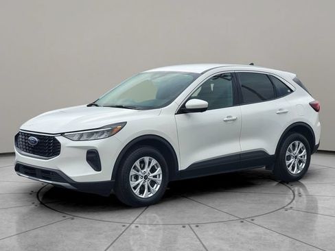 Certified 2023 Ford Escape Active w/ Tech Pack #2 AWD/4WD image 3