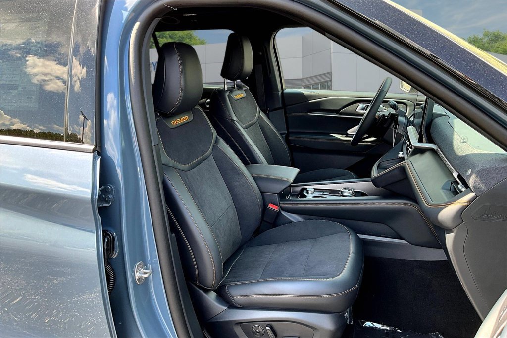 New 2026 Ford Explorer Tremor w/ Tremor Ultimate Package AWD/4WD image 11