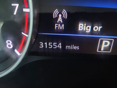 Used 2023 Nissan Sentra SR w/ SR Premium Package image 27