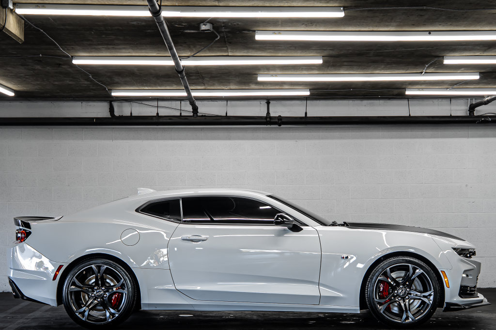 Used 2022 Chevrolet Camaro SS RWD image 6