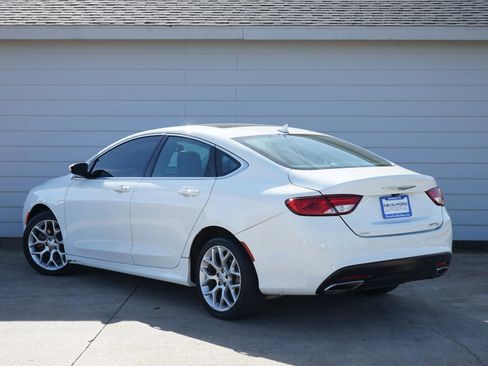 Used 2015 Chrysler 200 C w/ Navigation & Sound Group I image 38