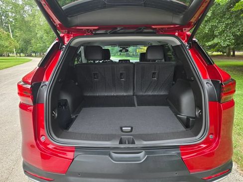 Used 2024 Chevrolet Blazer LT w/ LPO, Floor Liner Package AWD/4WD image 5