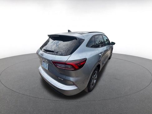 Used 2024 Ford Escape ST-Line image 6