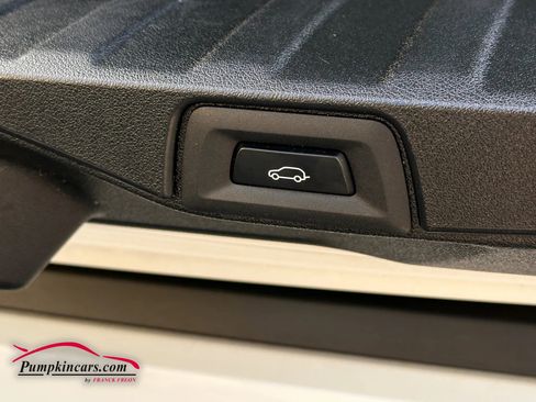 Used 2022 BMW X5 xDrive40i w/ Climate Comfort Package image 18