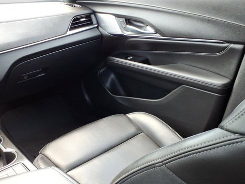 Certified 2023 Cadillac CT4 Luxury w/ Sun And Sound Package AWD/4WD image 10