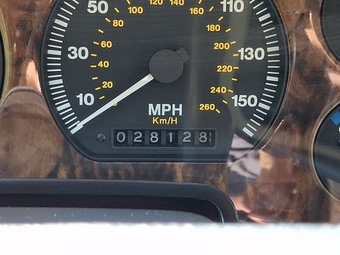 Used 1994 Jaguar XJS V12 Convertible RWD image 18
