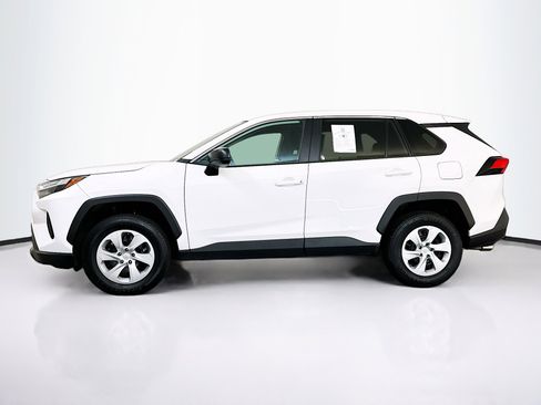Used 2024 Toyota RAV4 LE image 4