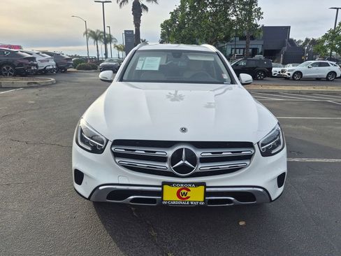 Used 2021 Mercedes-Benz GLC 300 image 2