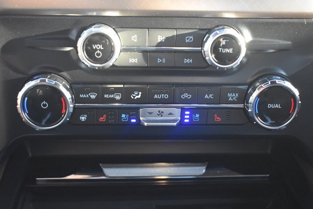 Used 2024 Ford F250 King Ranch w/ Chrome Package AWD/4WD image 26