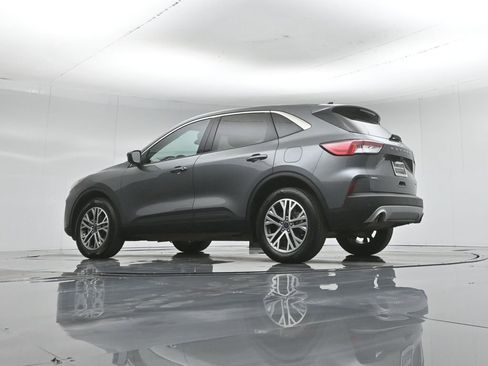 Certified 2022 Ford Escape SEL AWD/4WD image 52