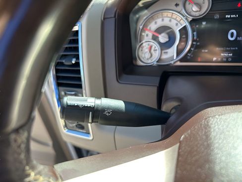 Used 2014 RAM 3500 Laramie Longhorn image 33