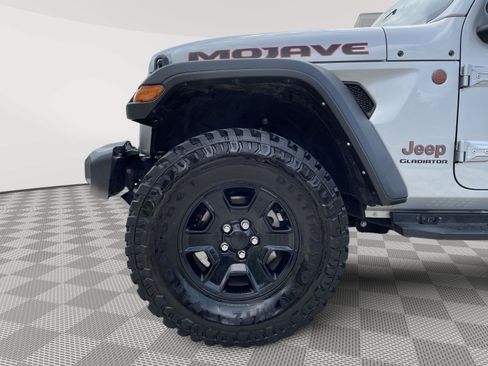 Used 2022 Jeep Gladiator Mojave w/ LED Lighting Group AWD/4WD image 11