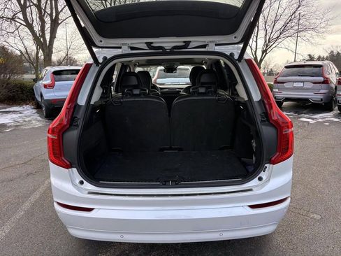 Used 2023 Volvo XC90 B5 Core w/ Protection Package Premier image 9