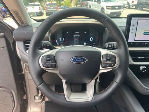 New 2025 Ford Explorer Active w/ Active Comfort Package image 47