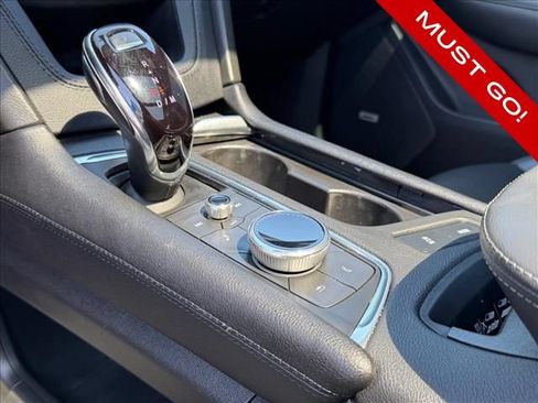 Certified 2024 Cadillac XT6 Premium Luxury w/ LPO, Floor Liner Package AWD/4WD image 23