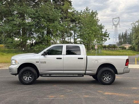 Used 2016 RAM 1500 Tradesman AWD/4WD image 2