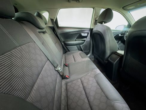 Used 2022 Kia Niro LXS image 26