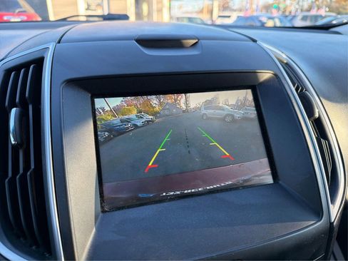 Used 2015 Ford Edge SEL w/ Equipment Group 201A image 30