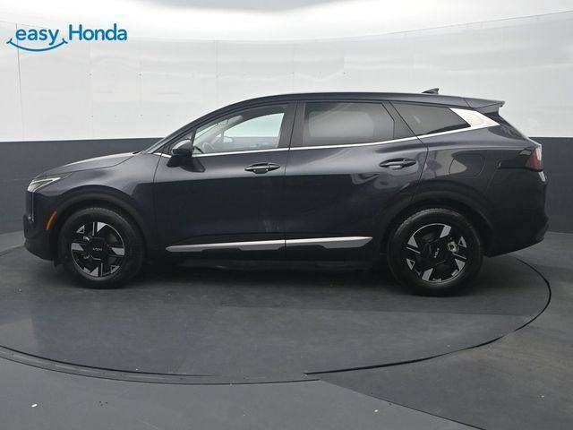 Used 2026 Kia Sportage LX FWD image 4