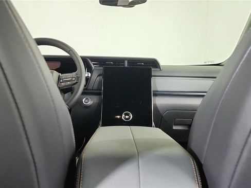 New 2026 GMC Terrain AT4 AWD/4WD image 13