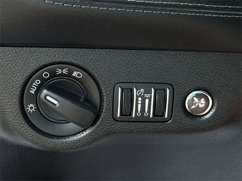 Used 2020 Dodge Challenger R/T Scat Pack image 32