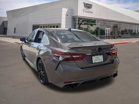 Used 2023 Toyota Camry XSE FWD image 4