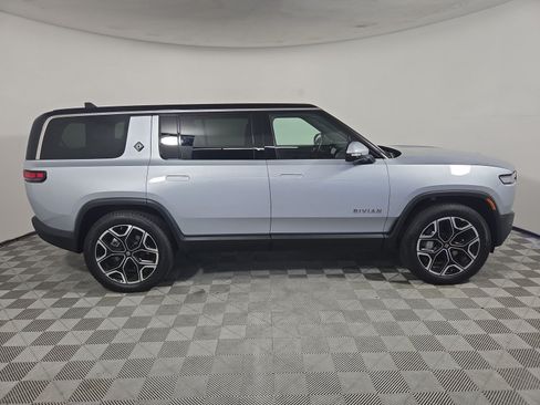 Used 2025 Rivian R1S Adventure AWD/4WD image 6