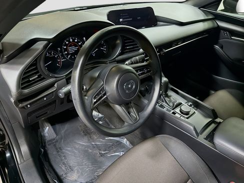 Used 2021 MAZDA MAZDA3 s image 23