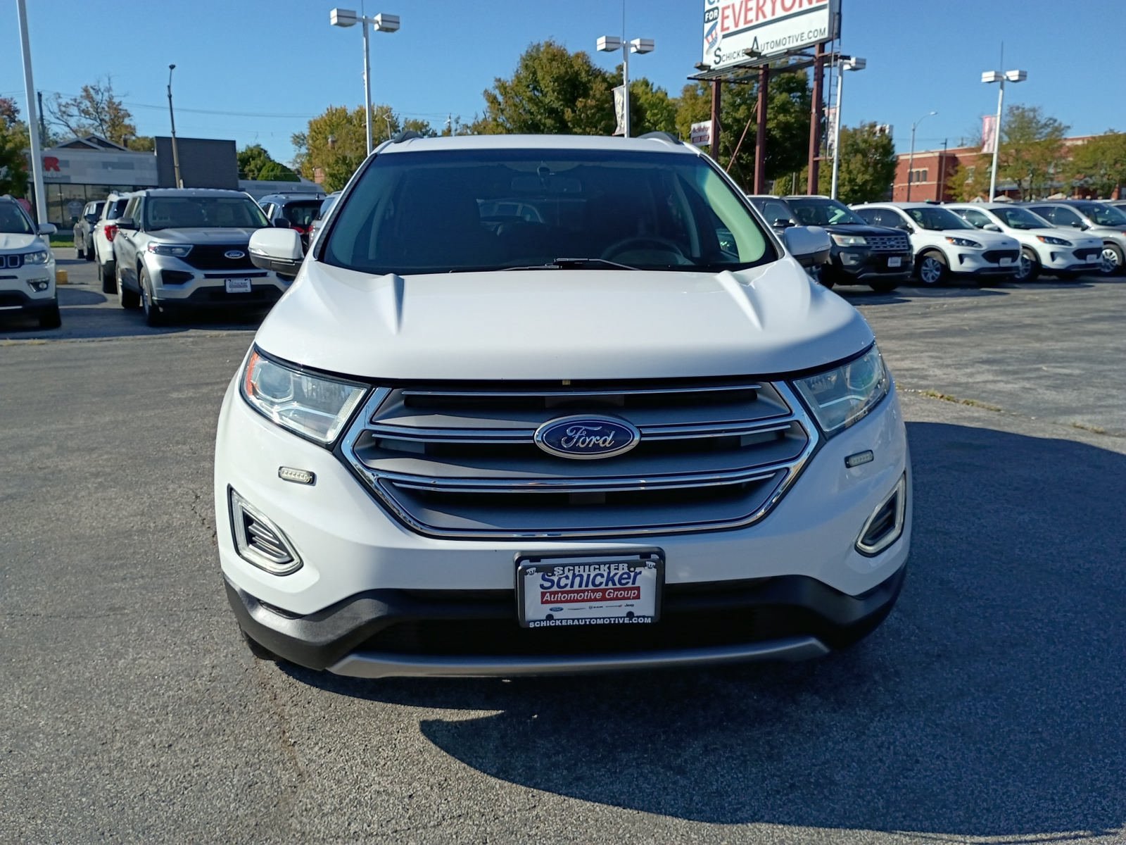 Used 2018 Ford Edge SEL w/ Cargo Accessory Package AWD/4WD image 4