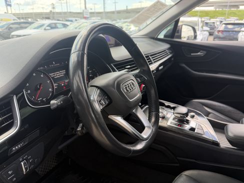 Used 2019 Audi Q7 3.0T Premium w/ Convenience Package AWD/4WD image 34