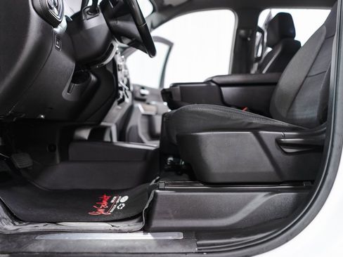 Used 2023 GMC Sierra 2500 SLE w/ Gooseneck/5TH Wheel Package image 25