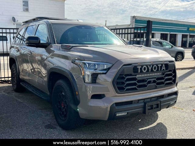 Used 2025 Toyota Sequoia TRD Pro AWD/4WD image 1