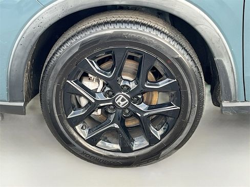 Used 2025 Honda HR-V Sport image 30