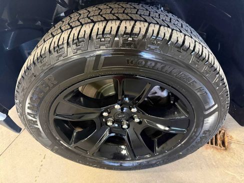 Used 2023 RAM 1500 Big Horn AWD/4WD image 8