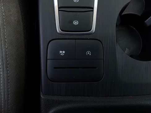 Used 2021 Ford Escape SE FWD image 21