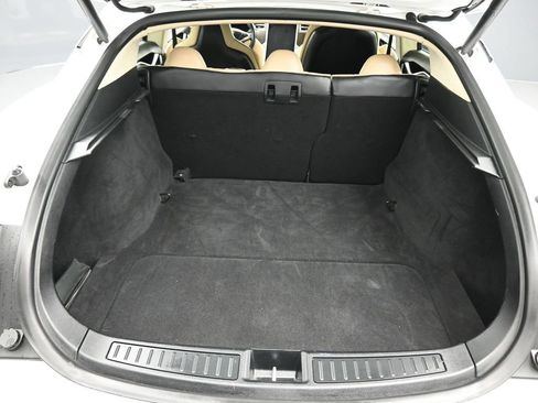 Used 2013 Tesla Model S Performance image 39