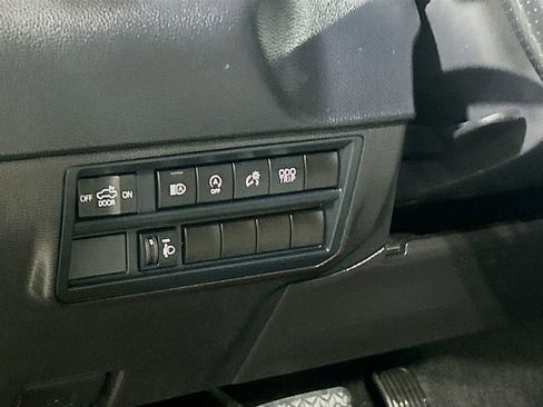 Used 2025 Toyota Tundra SR5 AWD/4WD image 8