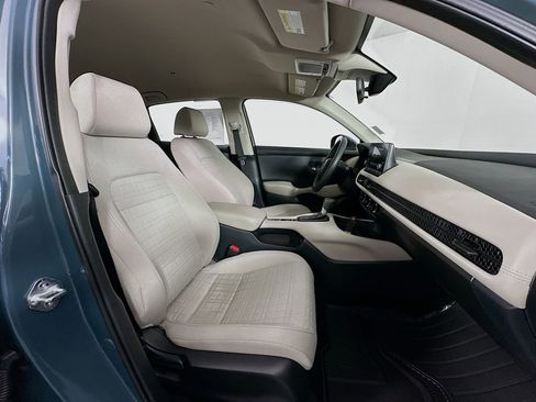 Certified 2025 Honda HR-V LX image 26