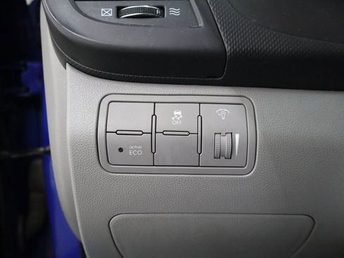 Used 2014 Hyundai Accent GLS FWD image 13