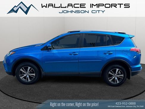 Used 2017 Toyota RAV4 XLE FWD image 1