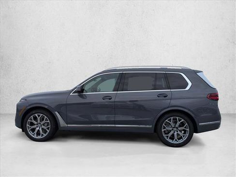 Used 2026 BMW X7 xDrive40i AWD/4WD image 5