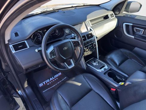 Used 2016 Land Rover Discovery Sport SE image 10