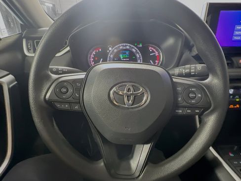 Used 2023 Toyota RAV4 XLE w/ Convenience Package image 18