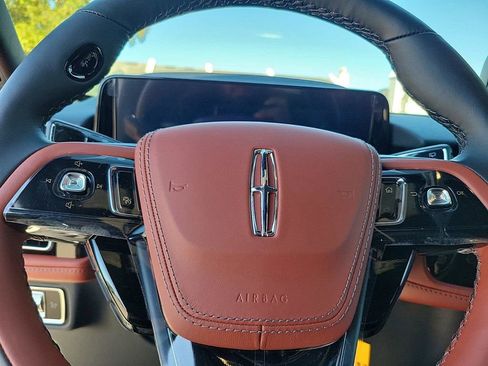 New 2025 Lincoln Aviator Reserve w/ Illumination Package image 26