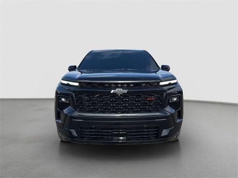 Used 2026 Chevrolet Traverse RS image 2