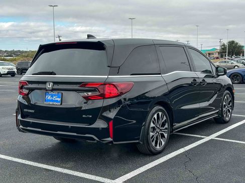 Certified 2025 Honda Odyssey Elite image 6